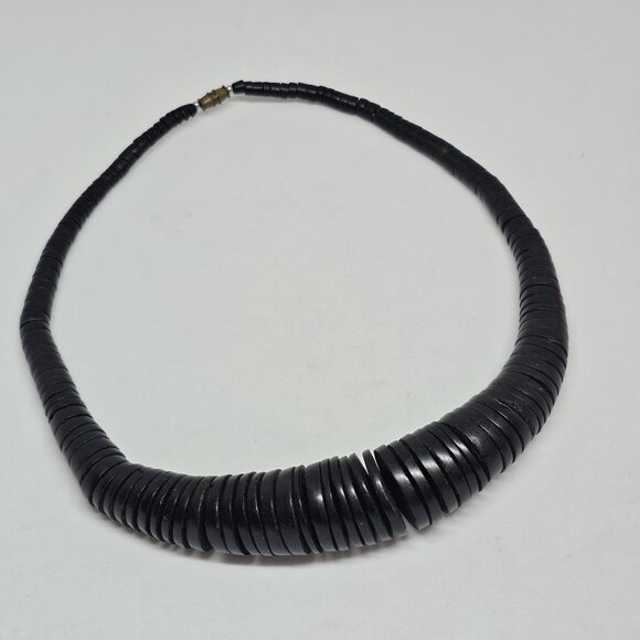 Chunky Graduated Black Wood Disc Beaded Statement Bohemian Necklace 19" - Picture 3 of 12